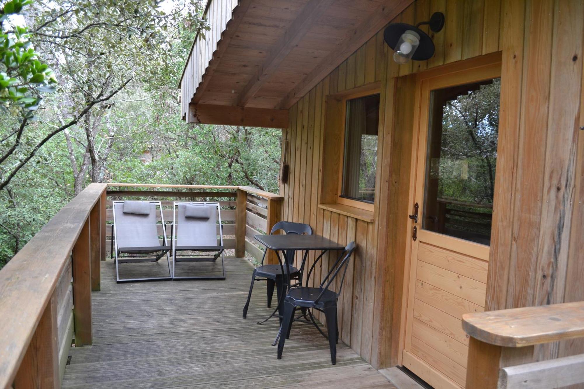 Les Cabanes Dans Les Bois Logis Hotel Villedubert Exterior foto